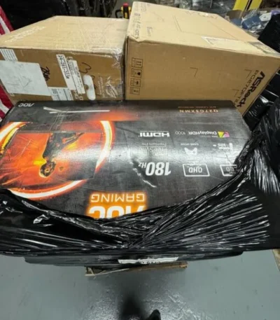 PALLET FROM NEG – Salvage – Monitors – ITEMS: 25 – MSRP: 11,400