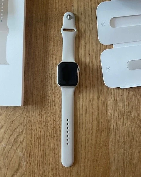 buy Apple Watch liquidation pallets Australia