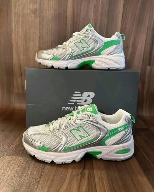 New Balance sneaker palettes – New stock for resellers | Delivery in the Australia and Europe.