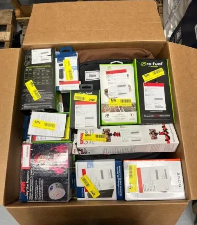 BOX OF RETURNS (Electronics) – ITEMS 38 – MSRP €1,759.50