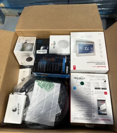 AMZ Electronics – 22 Items – €4,141.47 MSRP – BOX – RETURNS