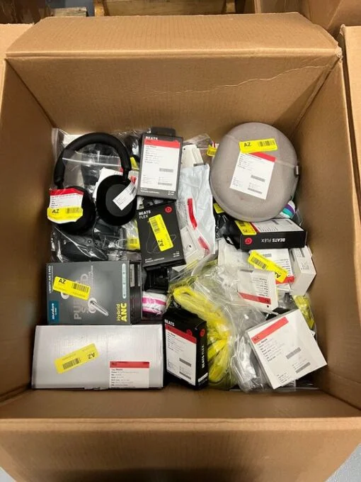 BOX OF RETURNS (Electronics) – ITEMS 38 – MSRP €4,257.62 BOX OF RETURNS (Electronics) – ITEMS 38 – MSRP €4,257.62