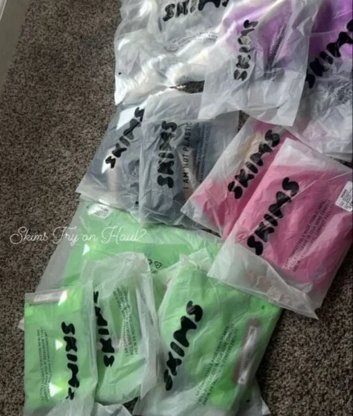 wholesale SKIMS clothing pallets truckload
