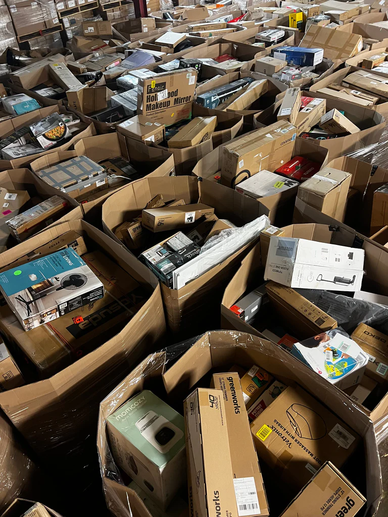 Amz Medium Electronics Truckload – 26 Pallets